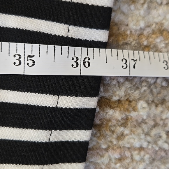 NWT Banana Republic Black/White Stripe Knit Dress Size 2 - Picture 9 of 9